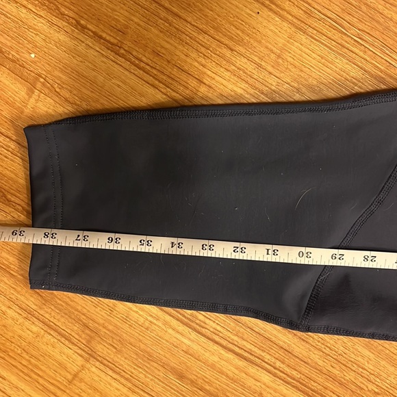 Two pairs of Columbia women’s pants XL - Picture 6 of 6